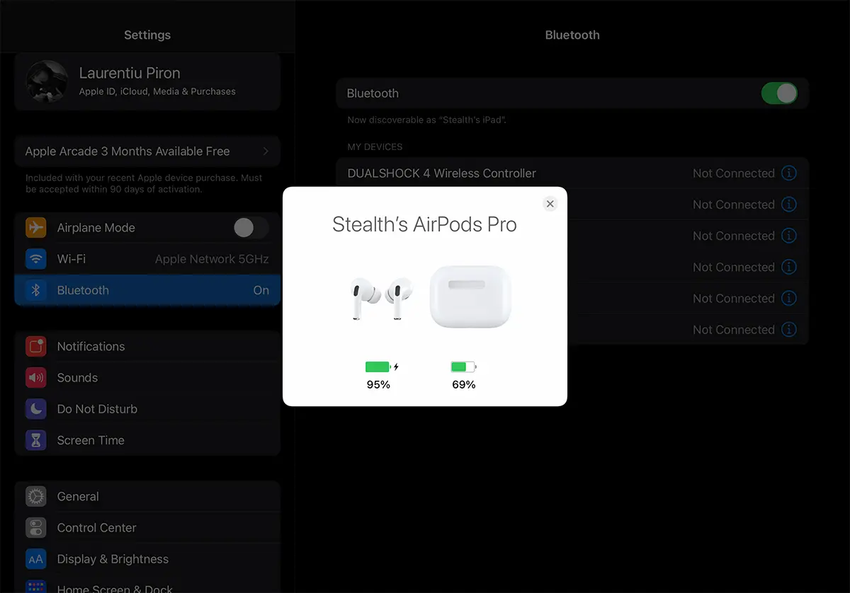 iPad viser AirPods Battery Nivå